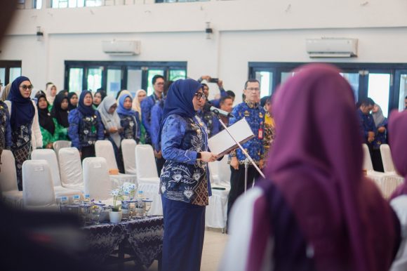 Penguatan Peran Posyandu, Wali Kota Banjarbaru Kukuhkan Tim Pembina 2025–2030