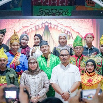 Mamanda Menggema di Van Der Pijl, Ajang Silaturahmi Komunitas Seni bersama Wali Kota Banjarbaru