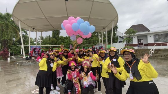 Satu Tahun Menebar Sehat, Bunda Seroja Kian Berkembang Jadi Komunitas Lansia Paling Aktif di Banjarbaru