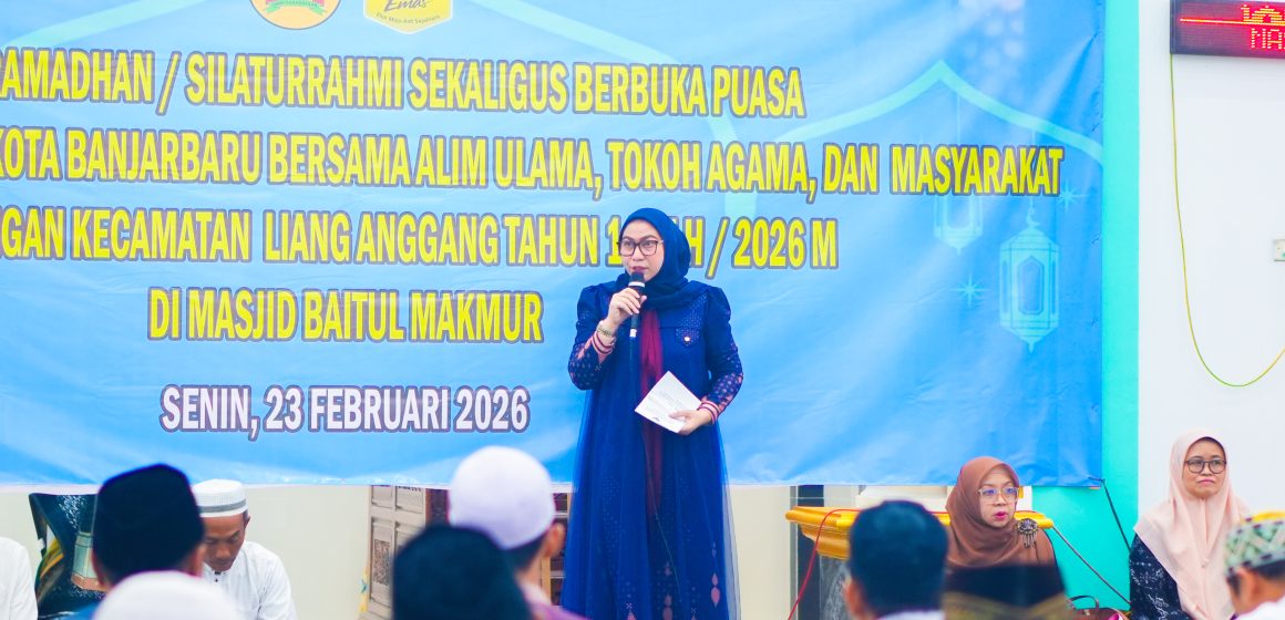 Lisa Halaby Ajak Warga Liang Anggang Rajut Kebersamaan di Momentum Safari Ramadhan