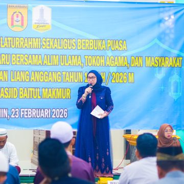 Lisa Halaby Ajak Warga Liang Anggang Rajut Kebersamaan di Momentum Safari Ramadhan