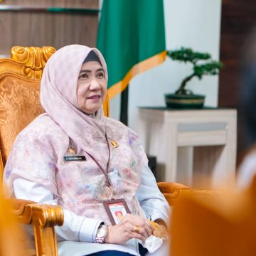 Disdukcapil Banjarbaru Terima Predikat Zona Integritas Menuju WBK/WBBM