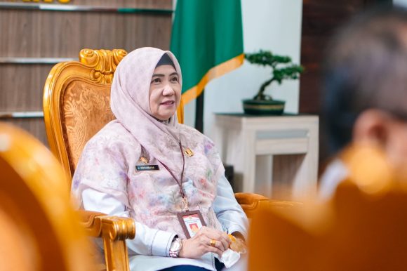 Disdukcapil Banjarbaru Terima Predikat Zona Integritas Menuju WBK/WBBM