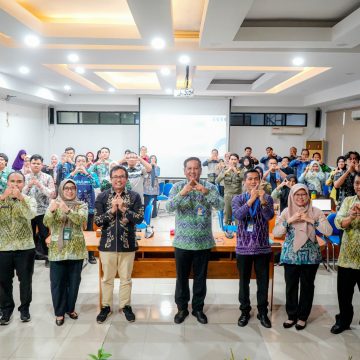 Perkuat Implementasi Satu Data Indonesia, Diskominfo Banjarbaru Gelar Bimtek Visualisasi Data Statistik Sektoral