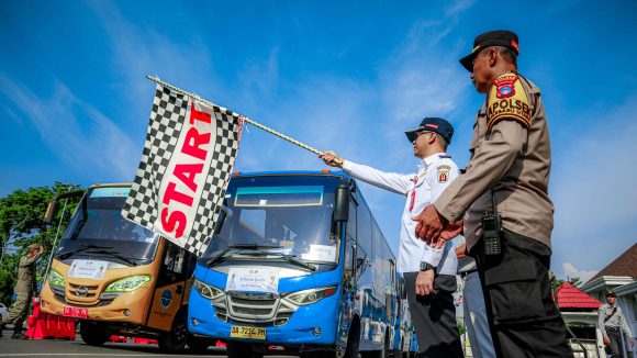Mudik Aman Tanpa Kepadatan: Pemkot Banjarbaru Berangkatkan 176 Warga ke Banua Anam Lewat Mudik Gratis 2026