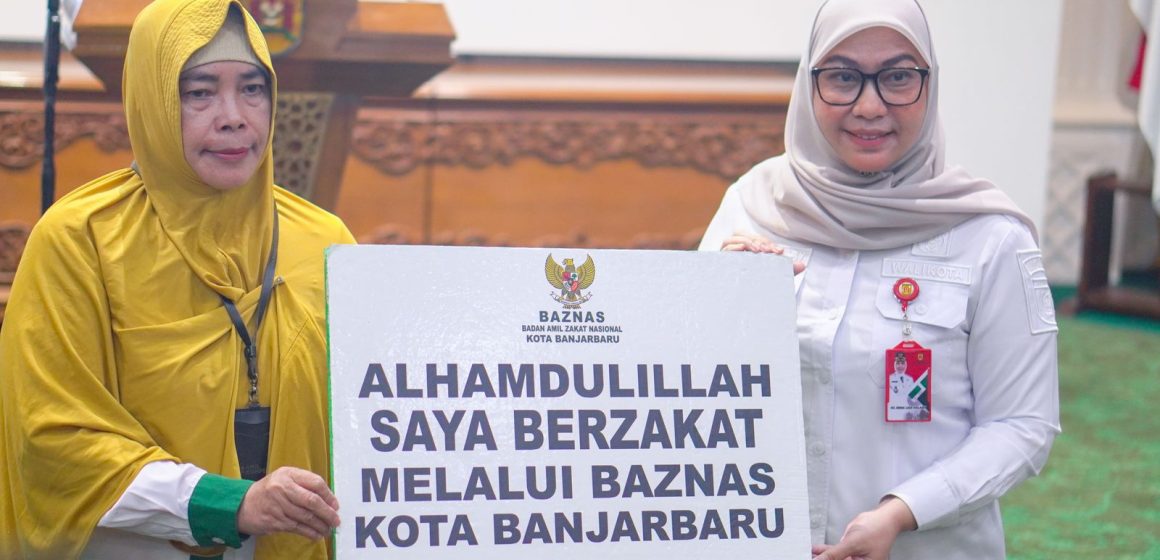 Pimpinan Beri Contoh, Keteladanan Zakat Warnai Pemerintahan Banjarbaru