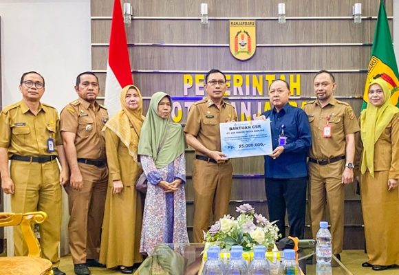 Sentuhan Kepedulian untuk Hamdiah, CSR PT Air Minum Intan Banjar Hadirkan Harapan Baru