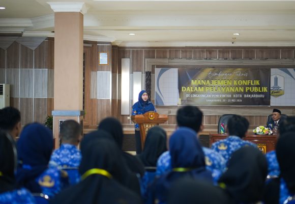 Perkuat Pelayanan Publik, Wali Kota Banjarbaru Ingatkan Pentingnya Manajemen Konflik