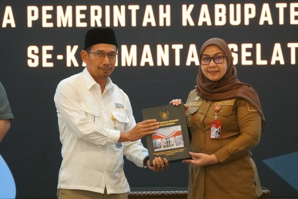 Terima LHP LKPD 2025, Wali Kota Lisa Tegaskan Rekomendasi BPK Jadi Bahan Evaluasi untuk Kualitas Pelayanan Publik