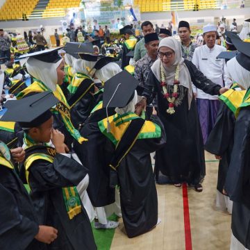 11 Ratusan Santri Qur’ani Se-Banjarbaru Ikuti Wisuda Akbar 2026