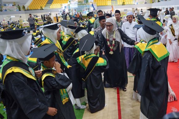 Ratusan Santri Qur’ani Se-Banjarbaru Ikuti Wisuda Akbar 2026