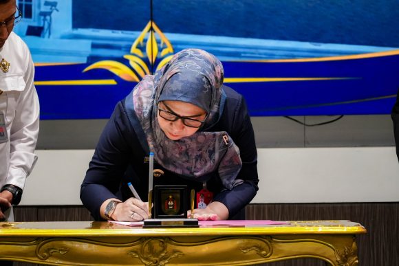 Tekankan Komitmen Profesional, Wali Kota Banjarbaru Pimpin Penandatanganan Komitmen Percepatan Rekomendasi BPK