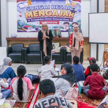 IMG_1353 Mengubah Wajah Birokrasi: Kelurahan Sungai Besar Banjarbaru Gelar Bimbingan Belajar Gratis untuk Siswa SD