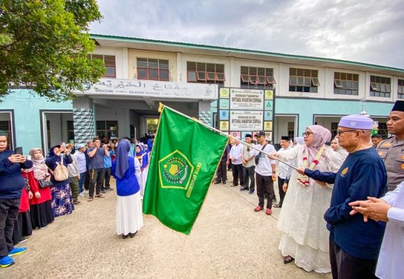 Wali Kota Lisa Gaungkan Hijrah Digital, Ribuan Santri Semarakkan Pawai 1 Muharram di Cempaka