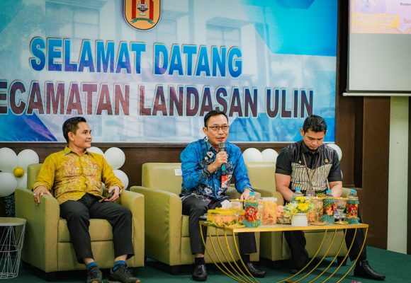 Pimpin Rakor Camat-Lurah, Sekda: Aparatur Garda Terdepan Harus Peka dan Responsif