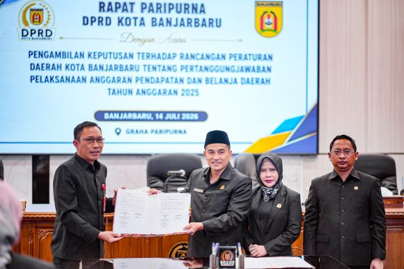 Rapat Paripurna DPRD Banjarbaru Sepakati Raperda Pertanggungjawaban Pelaksanaan APBD 2025