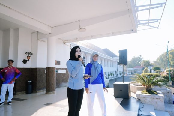 Atika Anggraini Sirajoni Ajak Warga Banjarbaru Waspada Kanker Lewat Gerakan Deteksi Dini di CFD