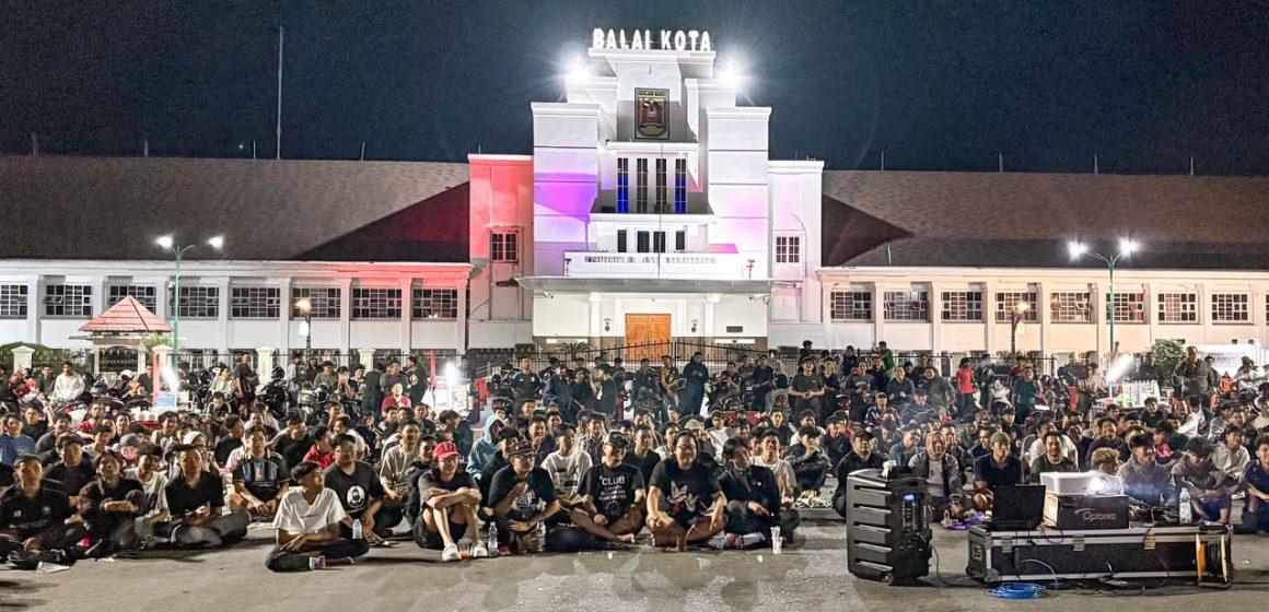WhatsApp Image 2026-07-08 at 12.37.40 Nobar Piala Dunia di Lapangan Dr. Murdjani Tingkatkan Antusiasme Warga dan Penjualan UMKM