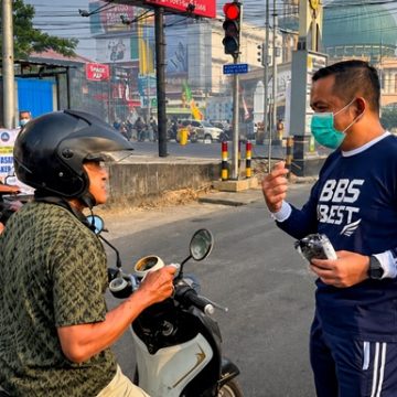 1 Asap Karhutla Kembali Kepung Banjarbaru, Kecamatan BBS Serentak Bergerak Bagikan Masker