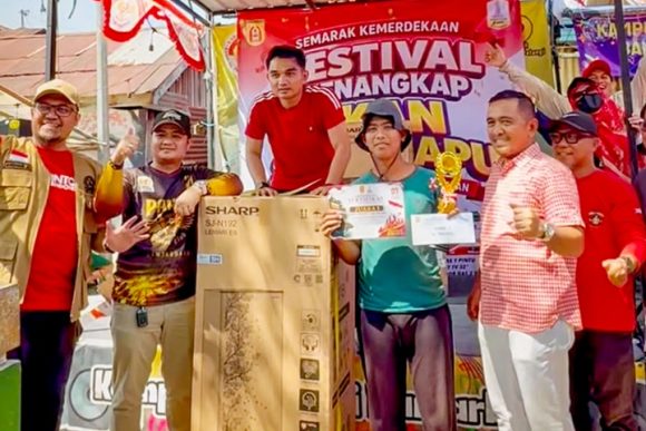Juara I Total 174 Kg Ikan Sapu-Sapu Ditaklukkan, Festival Sungai Kemuning Jadi Gerakan Nyata Jaga Ekosistem