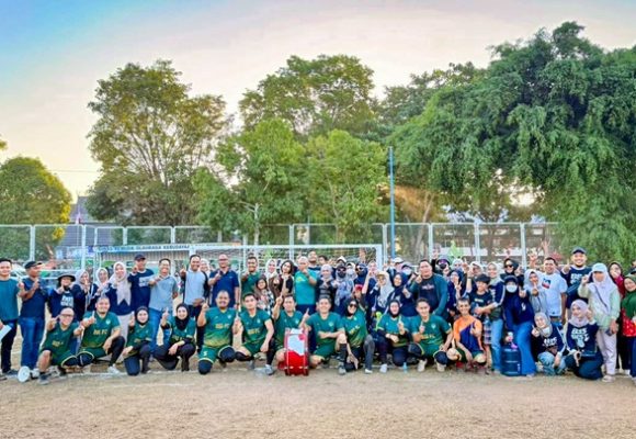 Kompak di Lapangan, BBS Tak Terbendung hingga Juara 1 Sepak Bola Berjalan