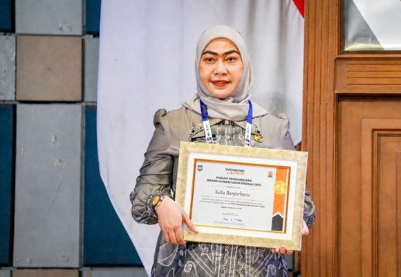 Banjarbaru Kembali Bersinar di Level Nasional, Wali Kota Lisa Raih Penghargaan Indeks Keinsinyuran Daerah (IKD) 2026
