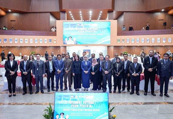 Dari KPPD untuk Banjarbaru, Wali Kota Lisa Perkuat Strategi Kepemimpinan Hadapi Tantangan Global