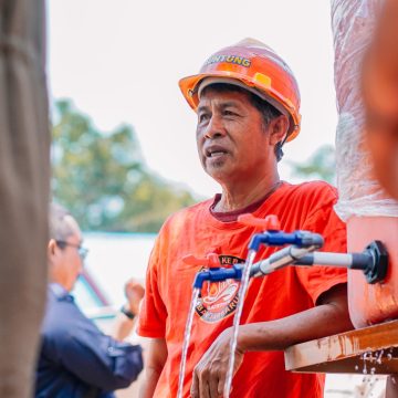 WhatsApp Image 2026-09-18 at 14.56.15 Kemarau Panjang, Air Bersih Disalurkan ke Warga Kemuning