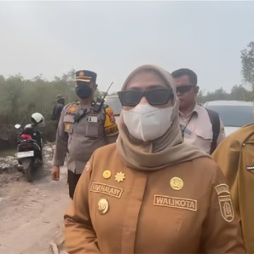 Menhut RI Turun ke Hutan Lindung Liang Anggang, Wali Kota Lisa Perkuat Penanganan Karhutla