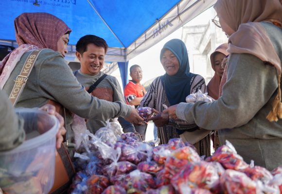 Pemkot Banjarbaru Tuntaskan Rangkaian Pasar Murah Bersubsidi di Lima Kelurahan