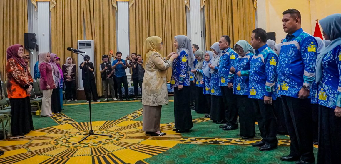 Maju Bersama Bangun Pendidikan Anak, Wali Kota Banjarbaru Resmi Lantik Pokja Bunda PAUD