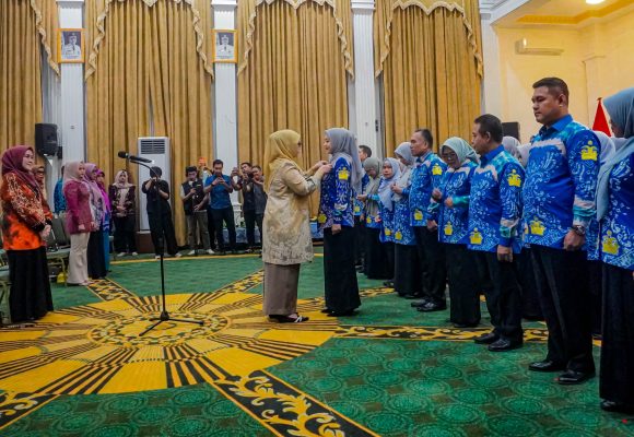 Maju Bersama Bangun Pendidikan Anak, Wali Kota Banjarbaru Resmi Lantik Pokja Bunda PAUD