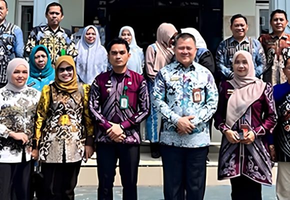 Inovasi Guntung Paikat Curi Perhatian Kemendagri, Sampah Plastik Jadi Bantuan Sosial